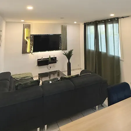 Appartement Moderne Calme 2 Wifi Fibre Bein Sport Canal Foot Rmc Netflix Grenoble