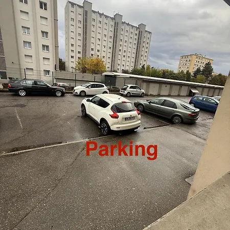 Apartman Moderne Calme 2 Wifi Fibre Bein Sport Canal Foot Rmc Netflix Grenoble