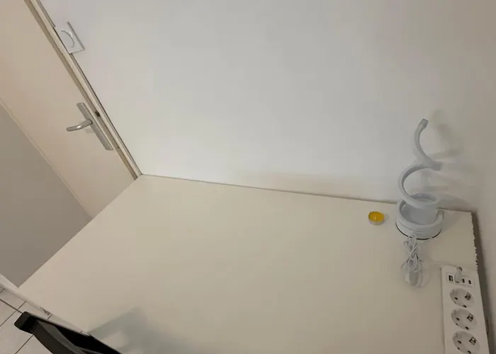 Moderne Calme 2 Wifi Fibre Bein Sport Canal Foot Rmc Netflix * גרנובל