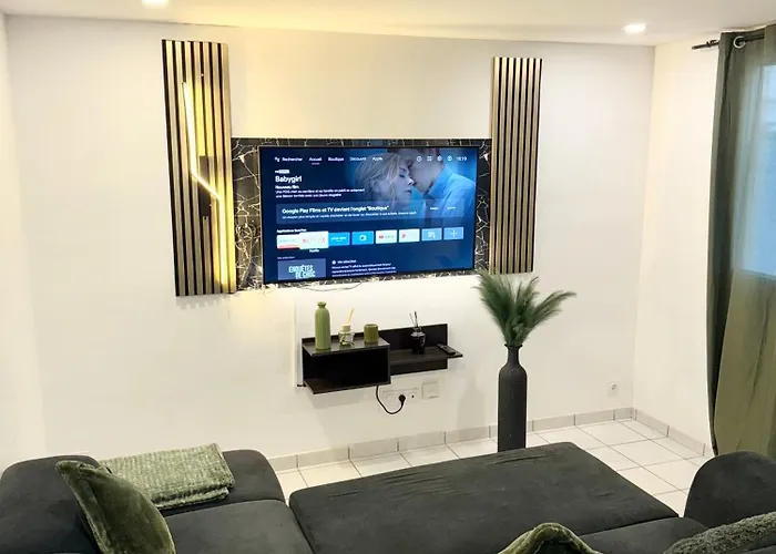 דירה Moderne Calme 2 Wifi Fibre Bein Sport Canal Foot Rmc Netflix *