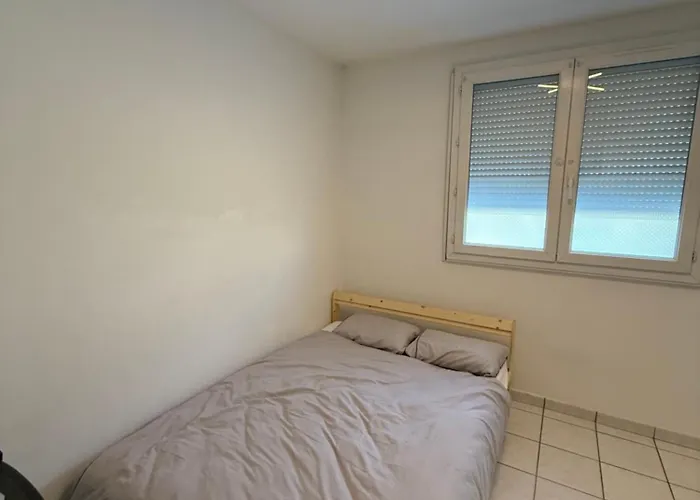 Moderne Calme 2 Wifi Fibre Bein Sport Canal Foot Rmc Netflix