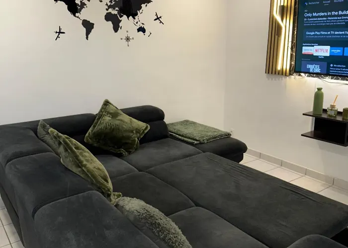 Daire Moderne Calme 2 Wifi Fibre Bein Sport Canal Foot Rmc Netflix